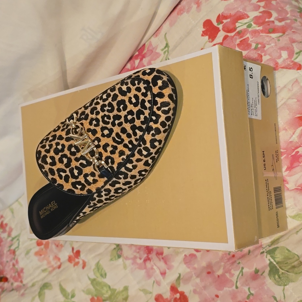 MK leopard mule